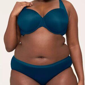 Totally Smooth Lightly Lined Balconette Bra